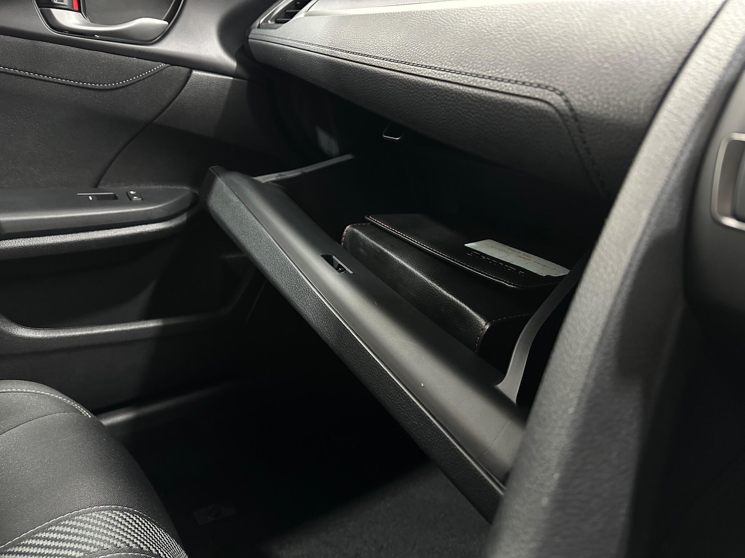 Used Honda Civic 2018 for sale - 76878560: Photo 26