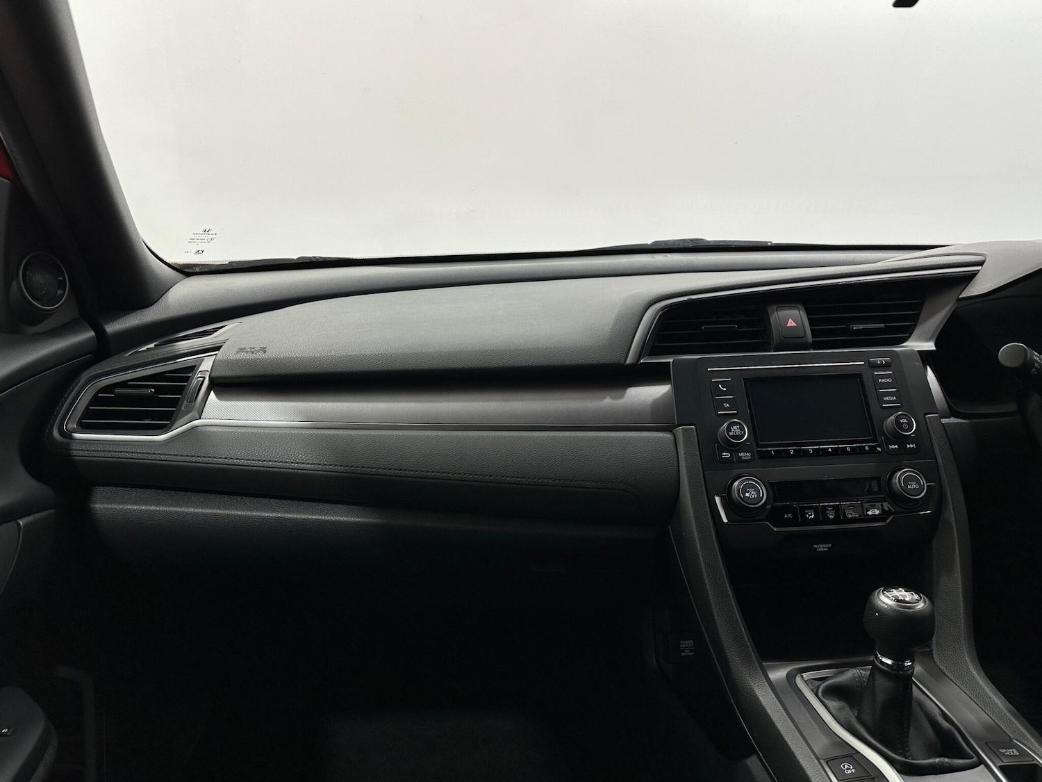 Used Honda Civic 2018 for sale - 76878560: Photo 27