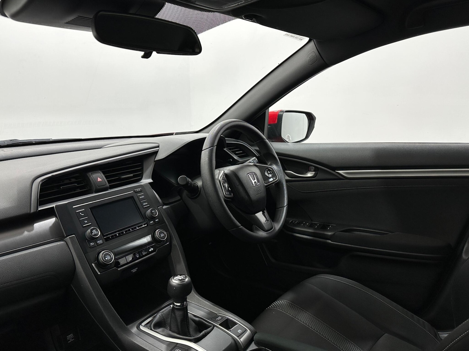 Used Honda Civic 2018 for sale - 76878560: Photo 28