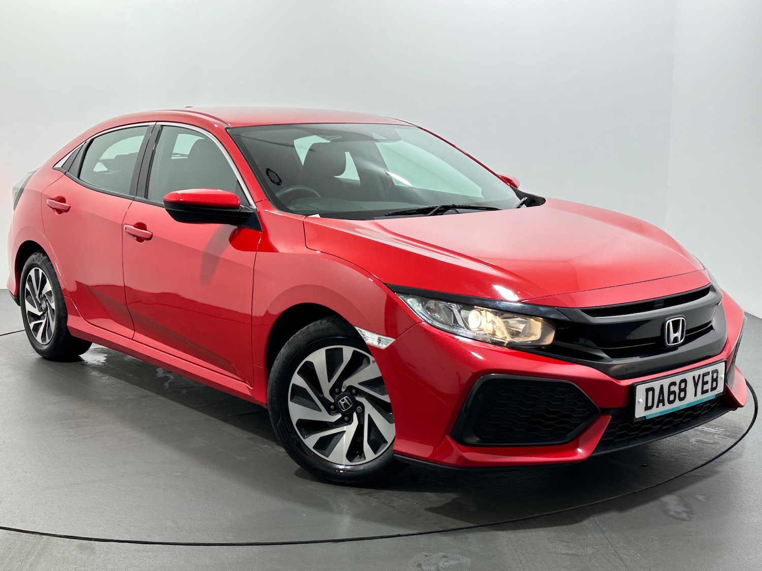 Used Honda Civic 2018 for sale - 76878560: Photo 51