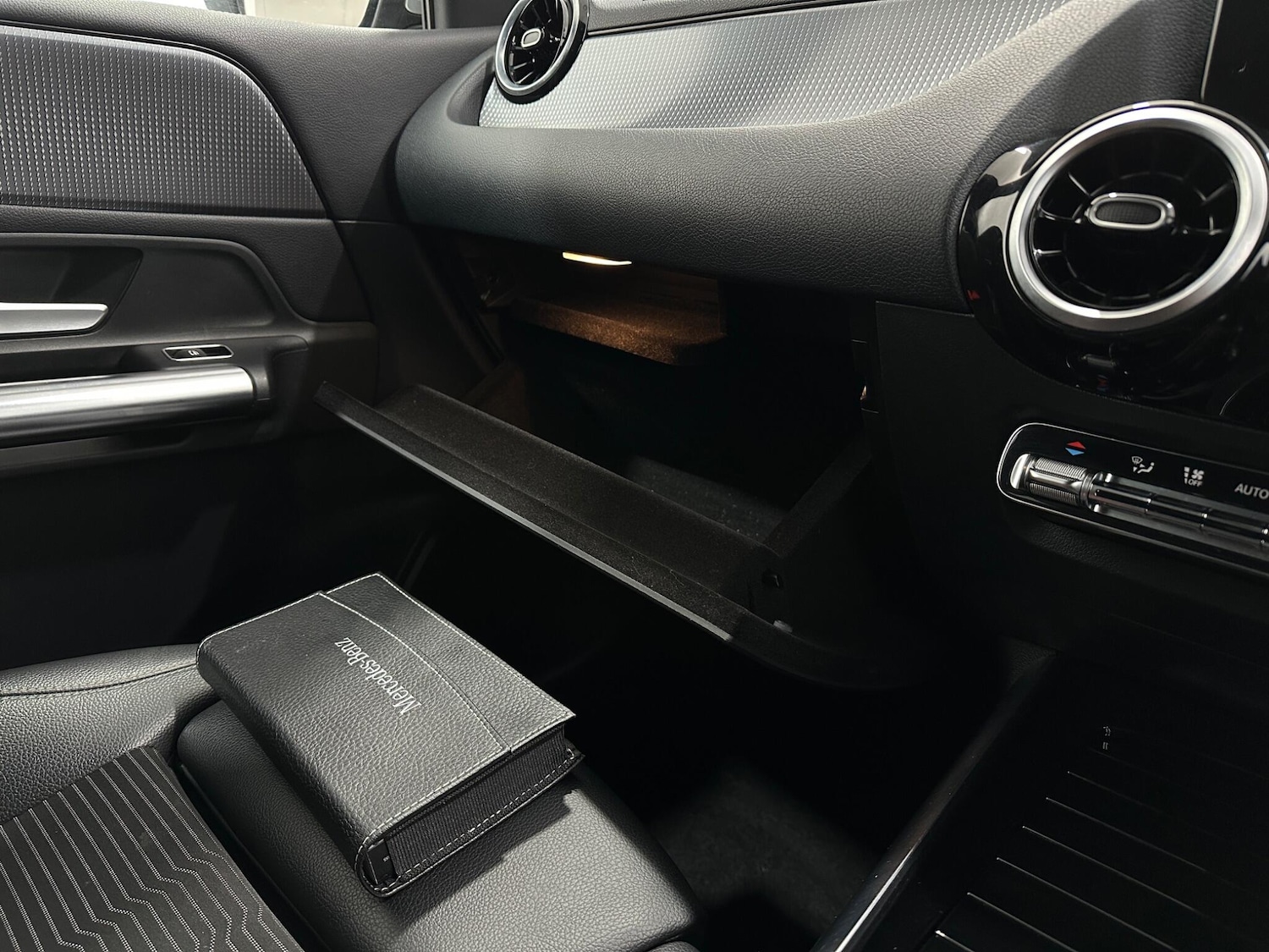 Used Mercedes-Benz B Class for sale - 77538292: Photo 28