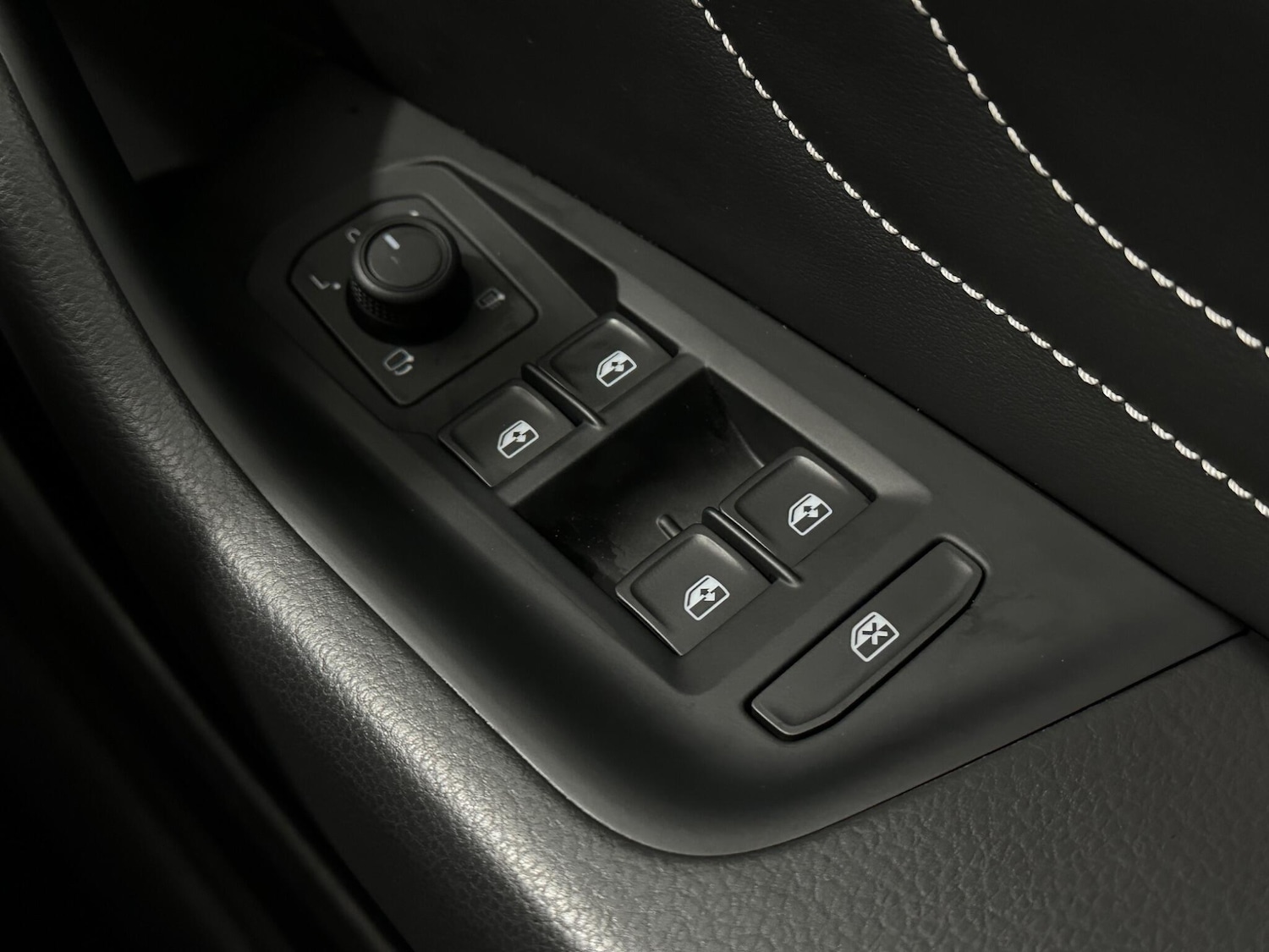 Used Volkswagen Passat for sale - 77190556: Photo 18