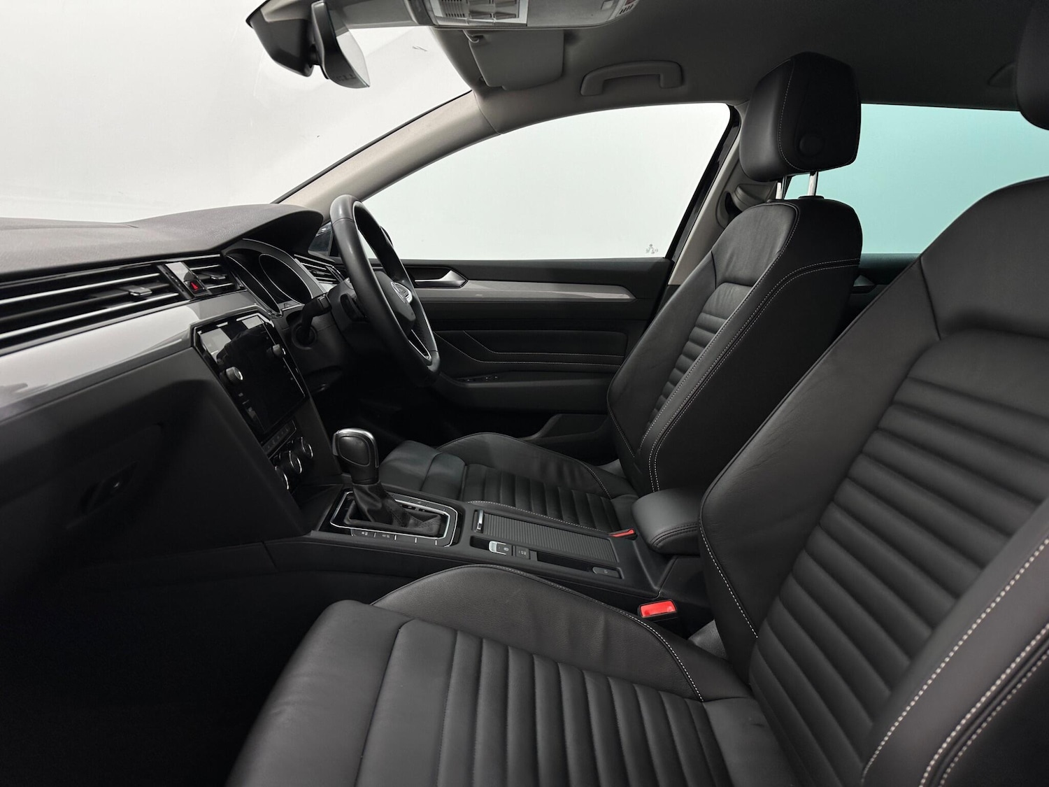 Used Volkswagen Passat for sale - 77190556: Photo 33