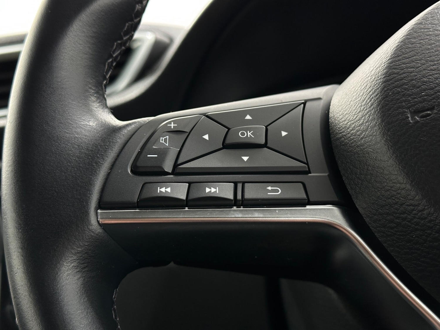 Used Nissan Qashqai 2021 for sale - 76878660: Photo 14