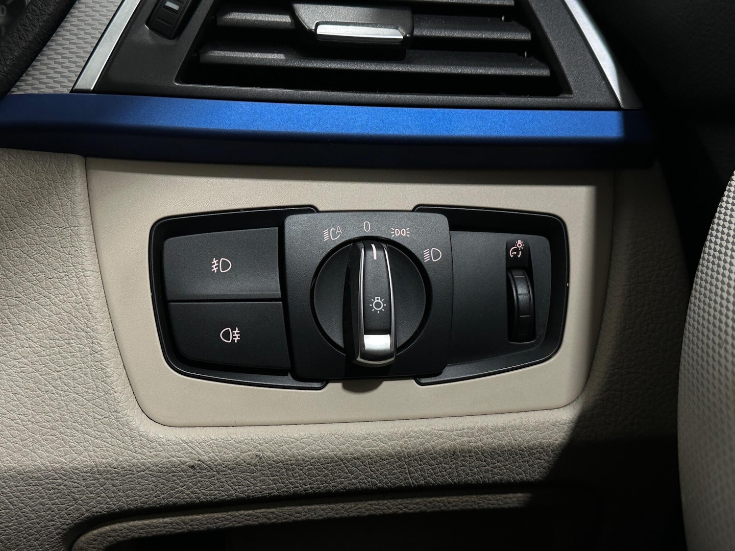 Used BMW 3 Series 2018 for sale - 78171067: Photo 18