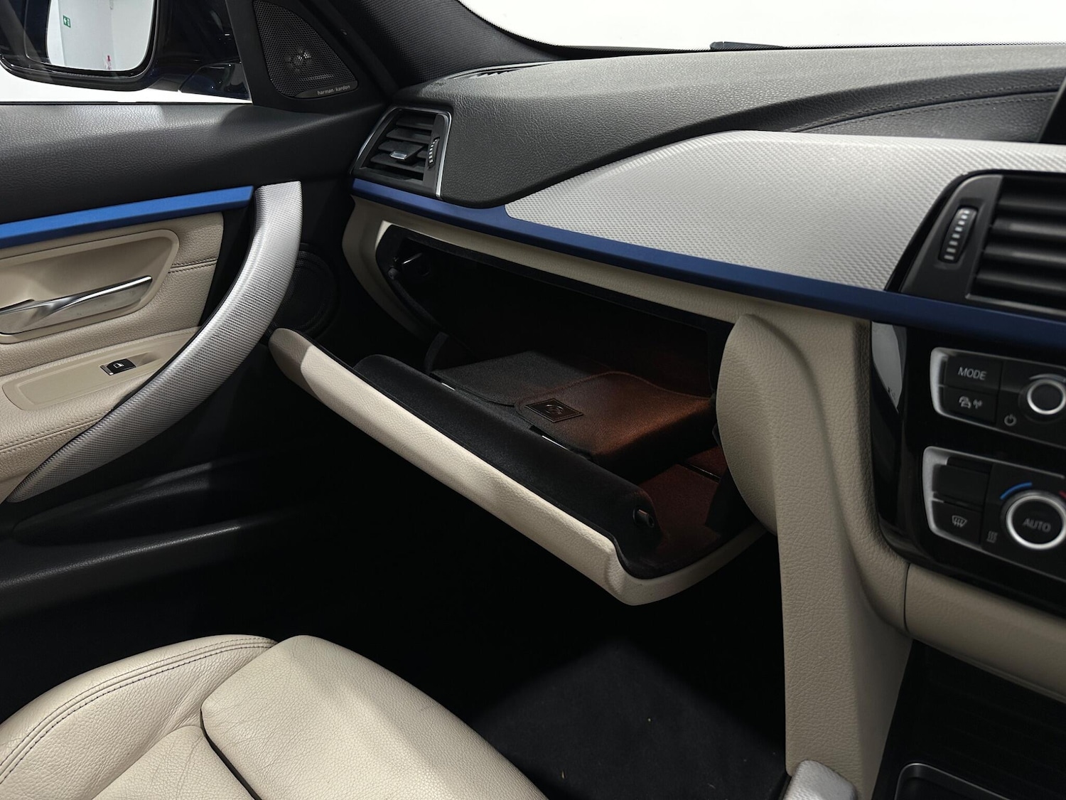 Used BMW 3 Series 2018 for sale - 78171067: Photo 28