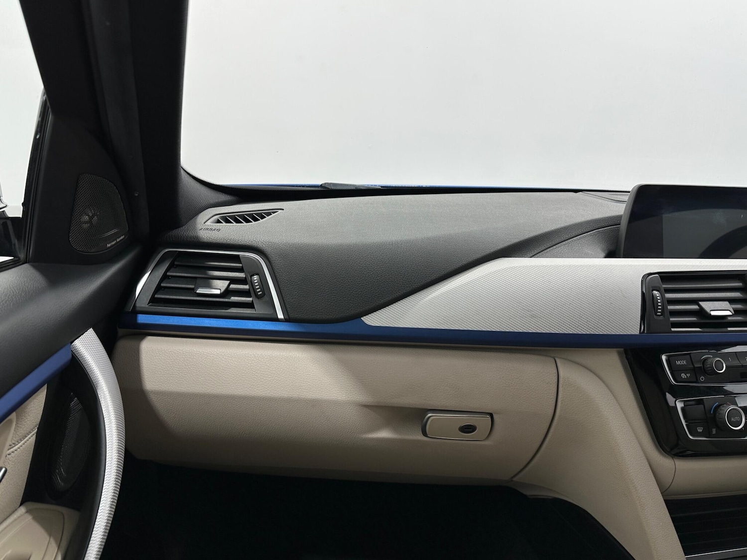 Used BMW 3 Series 2018 for sale - 78171067: Photo 29