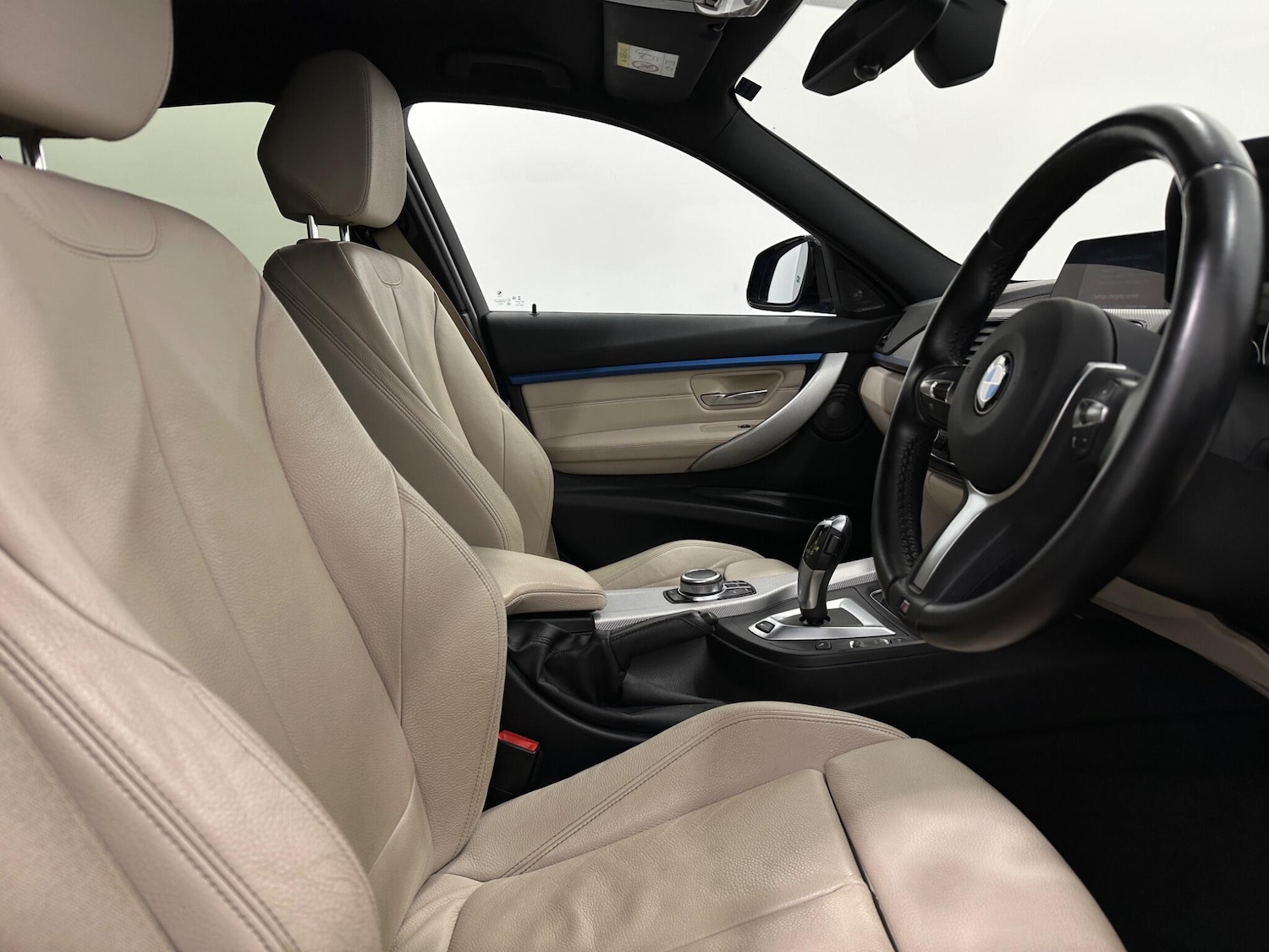 Used BMW 3 Series 2018 for sale - 78171067: Photo 32