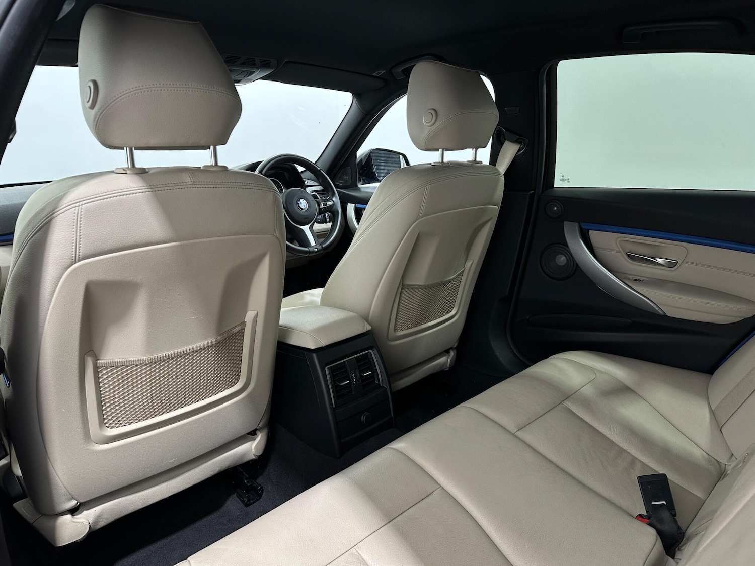 Used BMW 3 Series 2018 for sale - 78171067: Photo 38