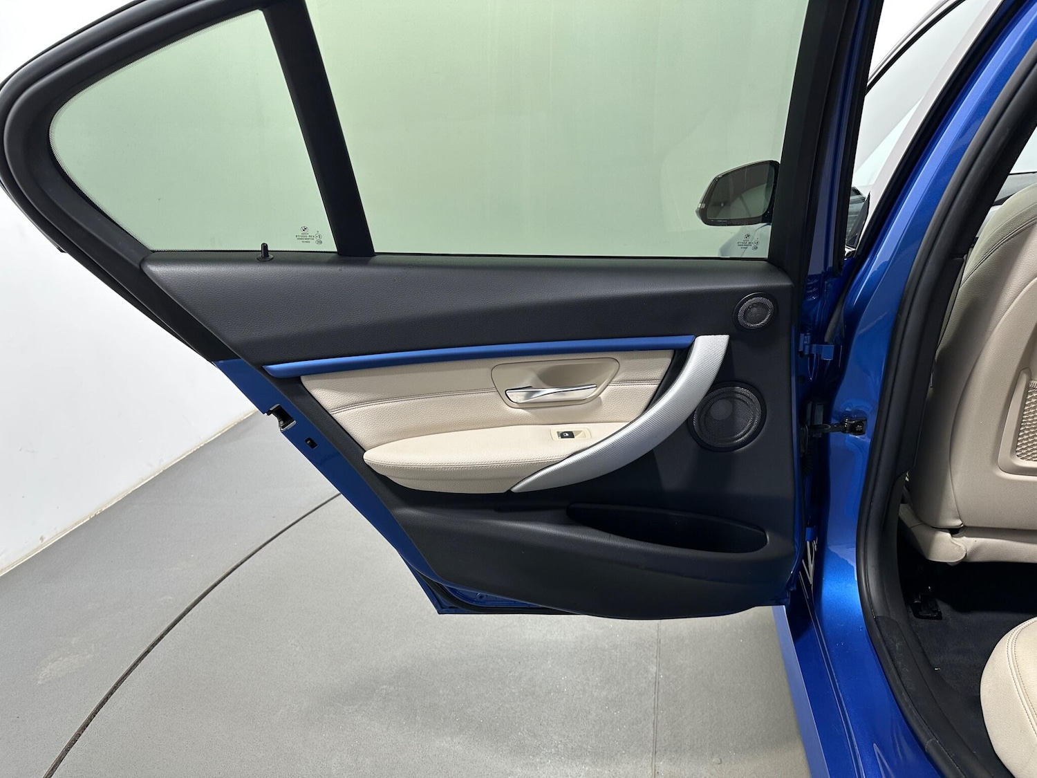 Used BMW 3 Series 2018 for sale - 78171067: Photo 40