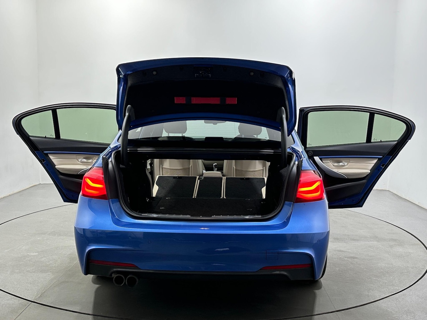 Used BMW 3 Series 2018 for sale - 78171067: Photo 44