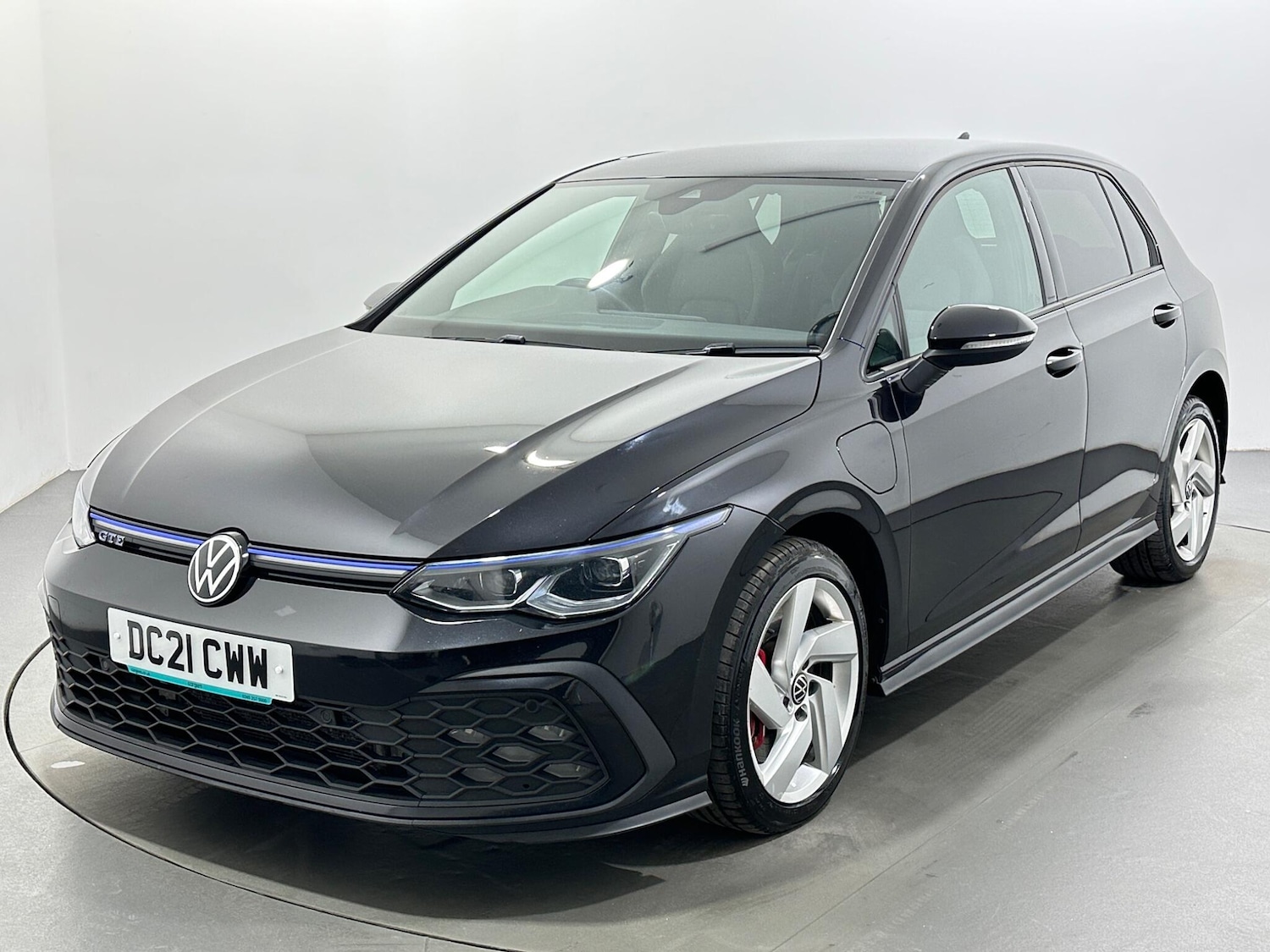 Used Volkswagen Golf 2021 for sale - 77560029: Photo 4
