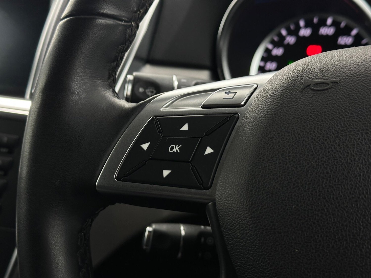 Used Mercedes-Benz M Class 2013 for sale - 77066391: Photo 13