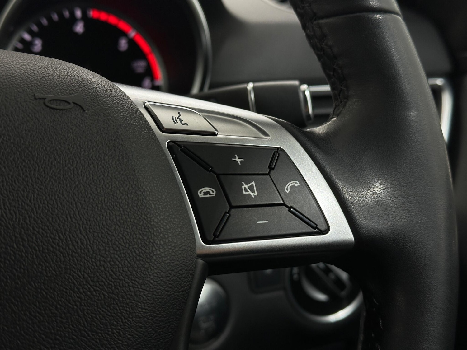 Used Mercedes-Benz M Class 2013 for sale - 77066391: Photo 14