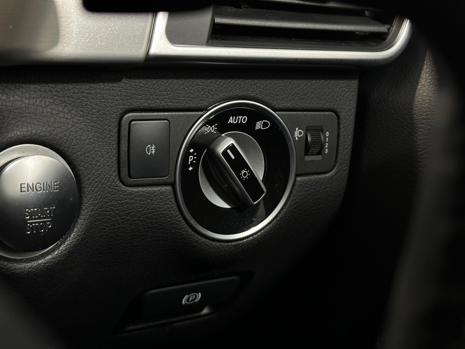 Used Mercedes-Benz M Class 2013 for sale - 77066391: Photo 16