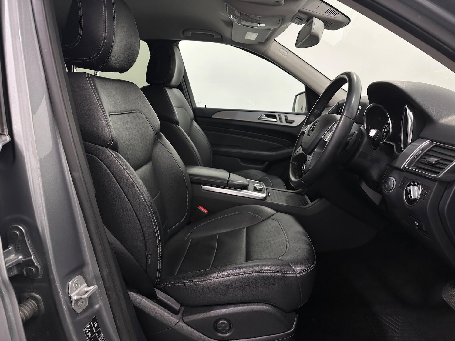 Used Mercedes-Benz M Class 2013 for sale - 77066391: Photo 31