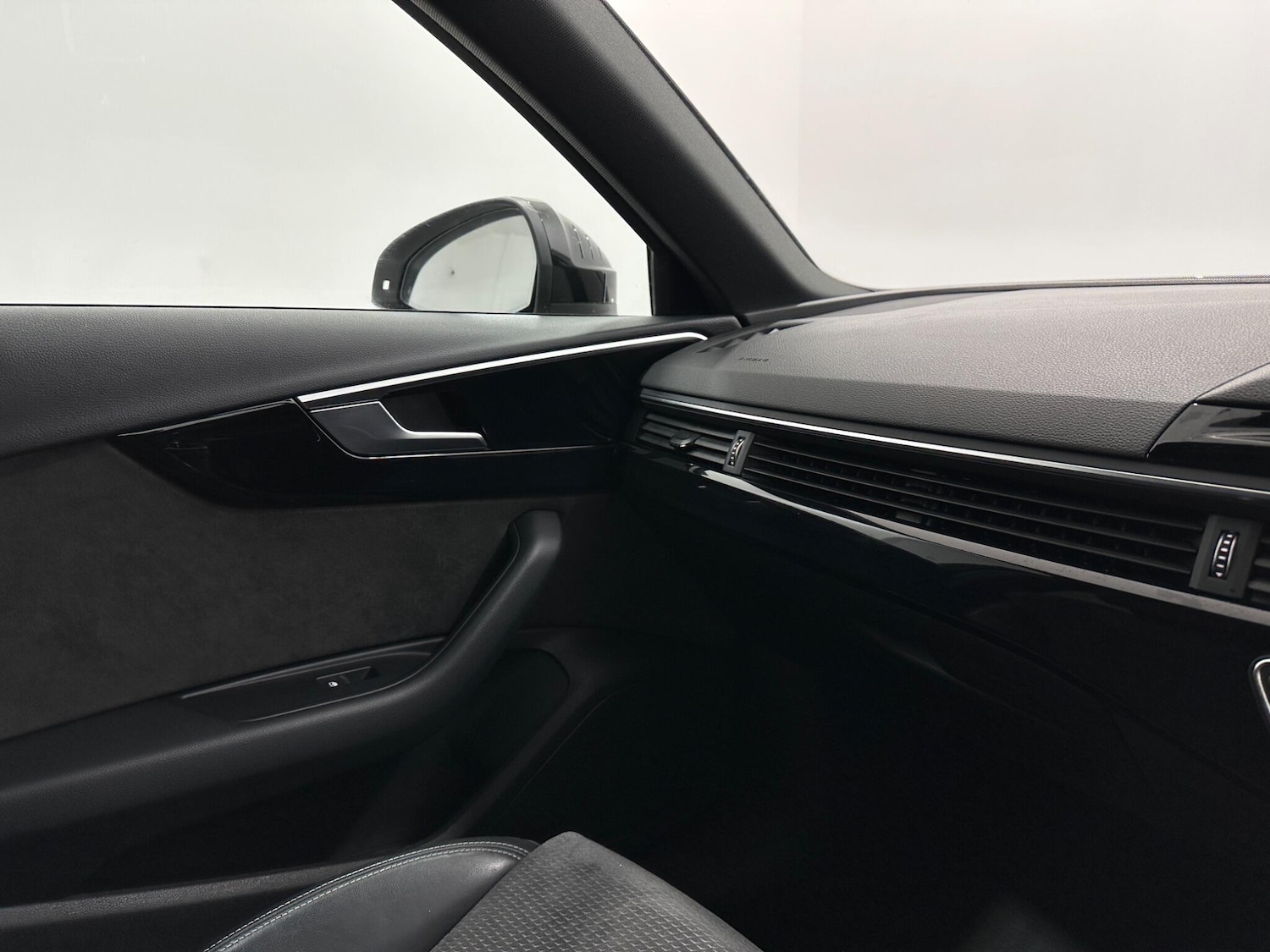 Used Audi A4 2020 for sale - 76952838: Photo 26