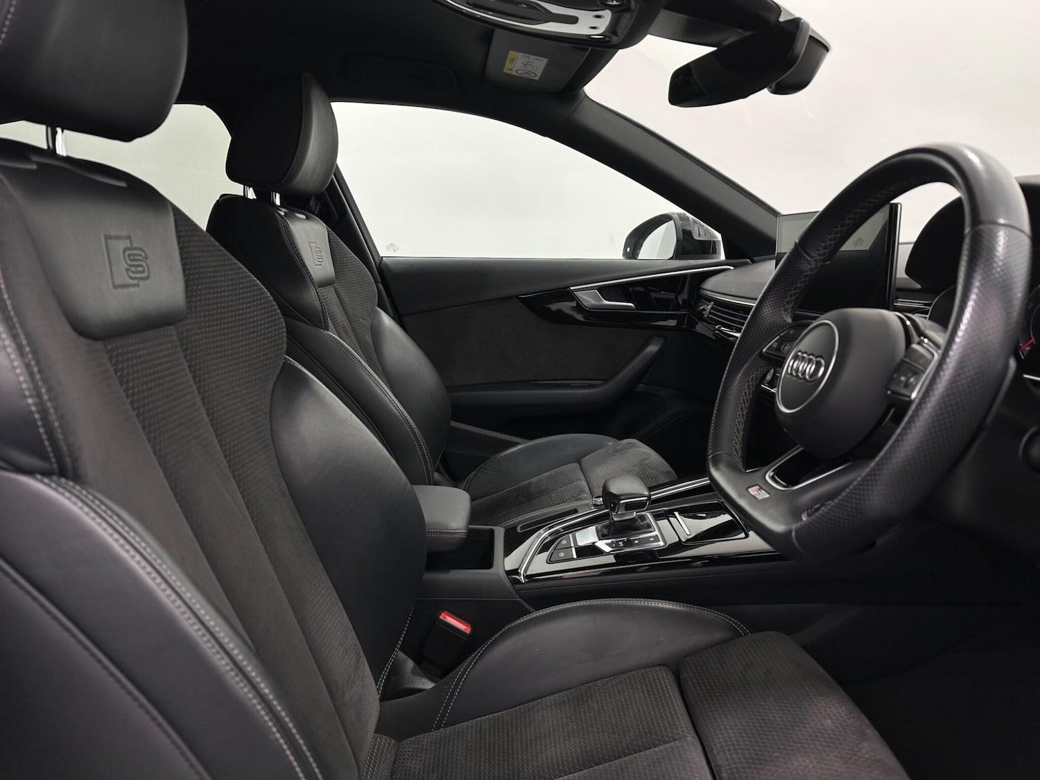 Used Audi A4 2020 for sale - 76952838: Photo 30