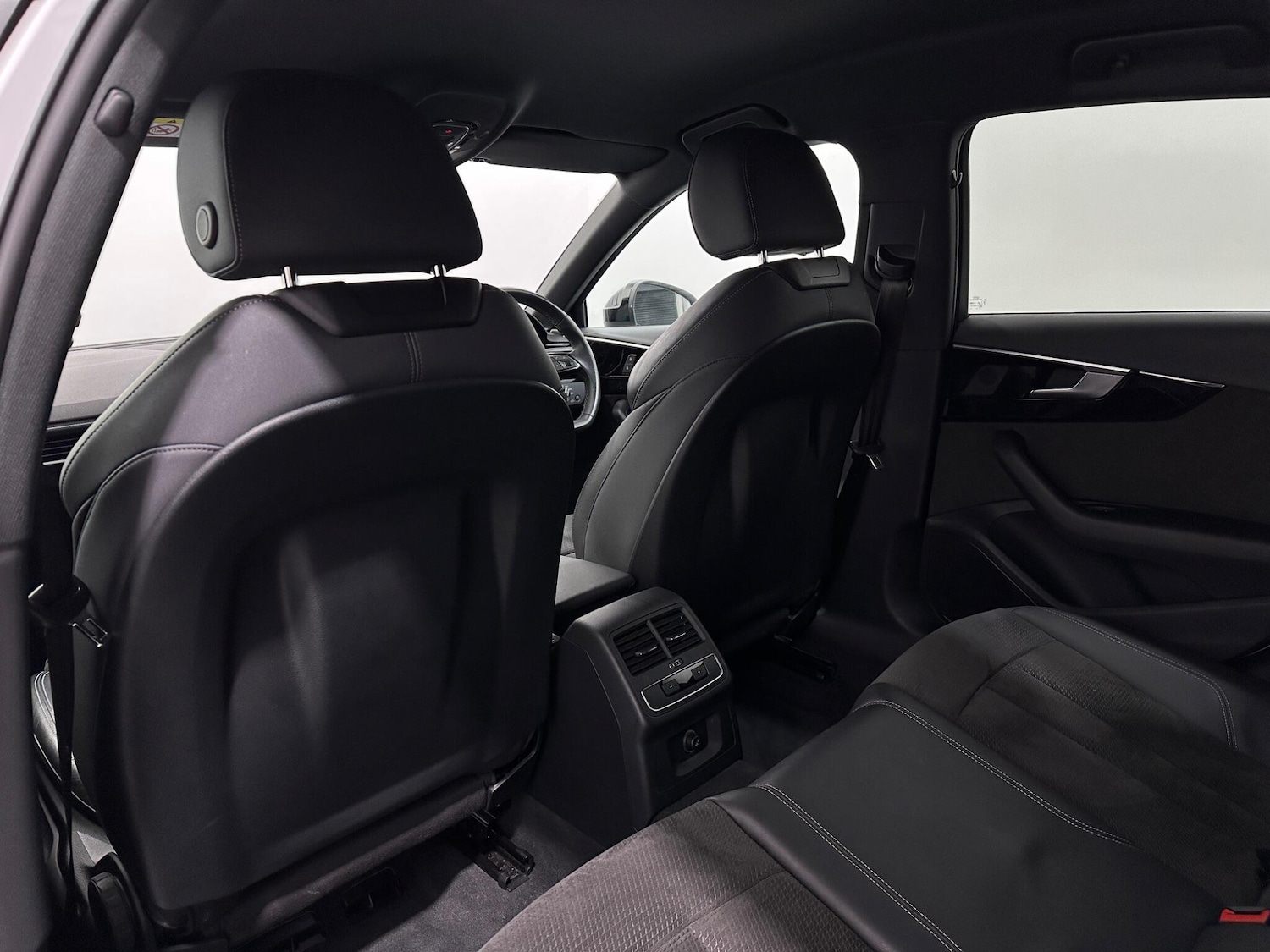 Used Audi A4 2020 for sale - 76952838: Photo 36