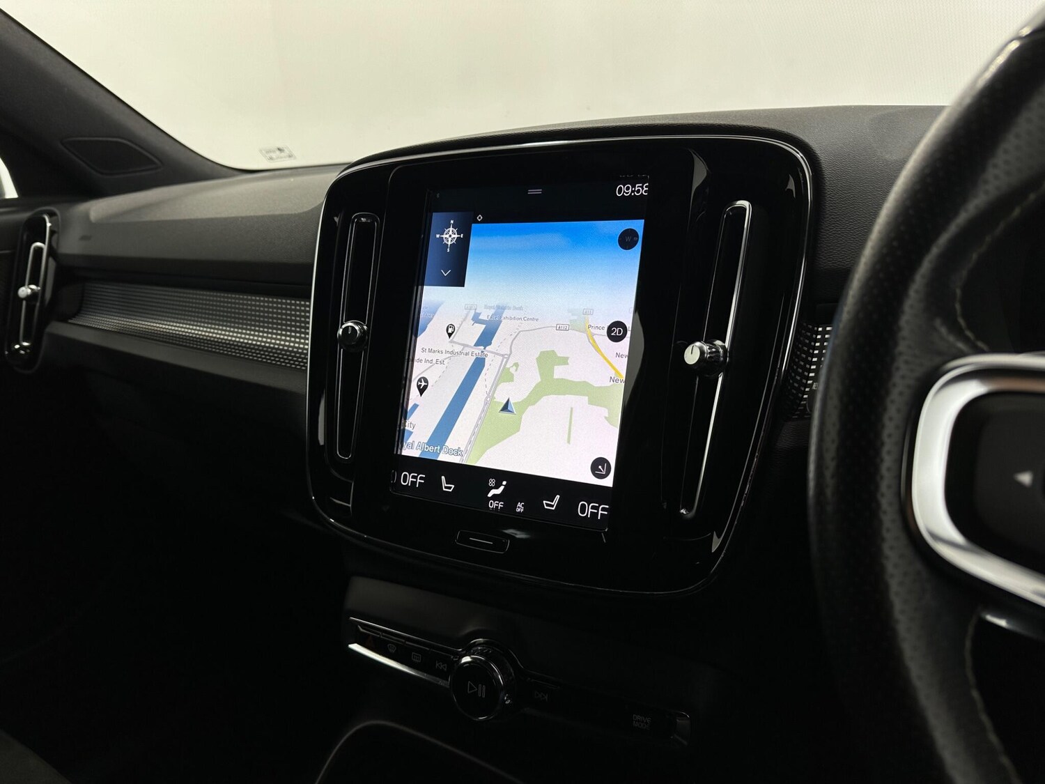 Used Volvo XC40 2018 for sale - 77993376: Photo 24