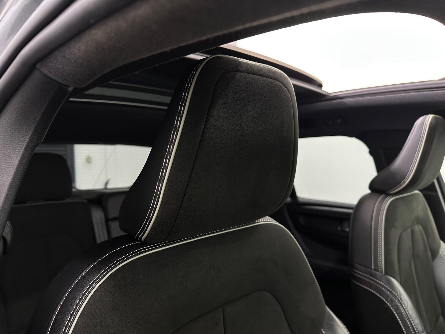 Used Volvo XC40 2018 for sale - 77993376: Photo 35