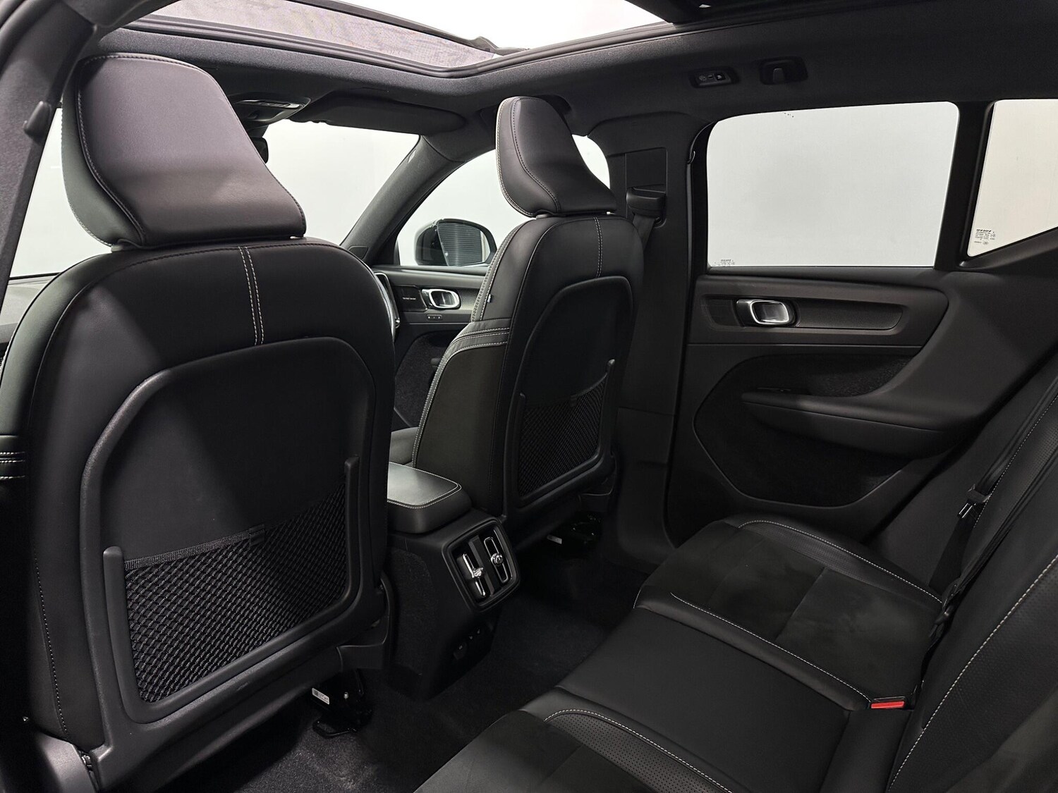 Used Volvo XC40 2018 for sale - 77993376: Photo 41