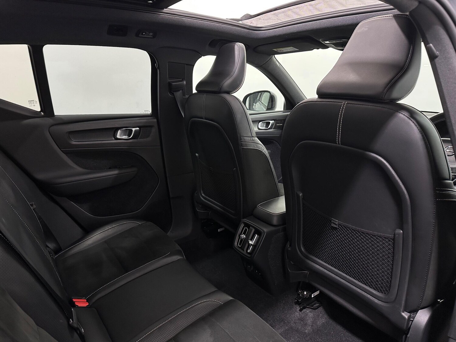 Used Volvo XC40 2018 for sale - 77993376: Photo 44