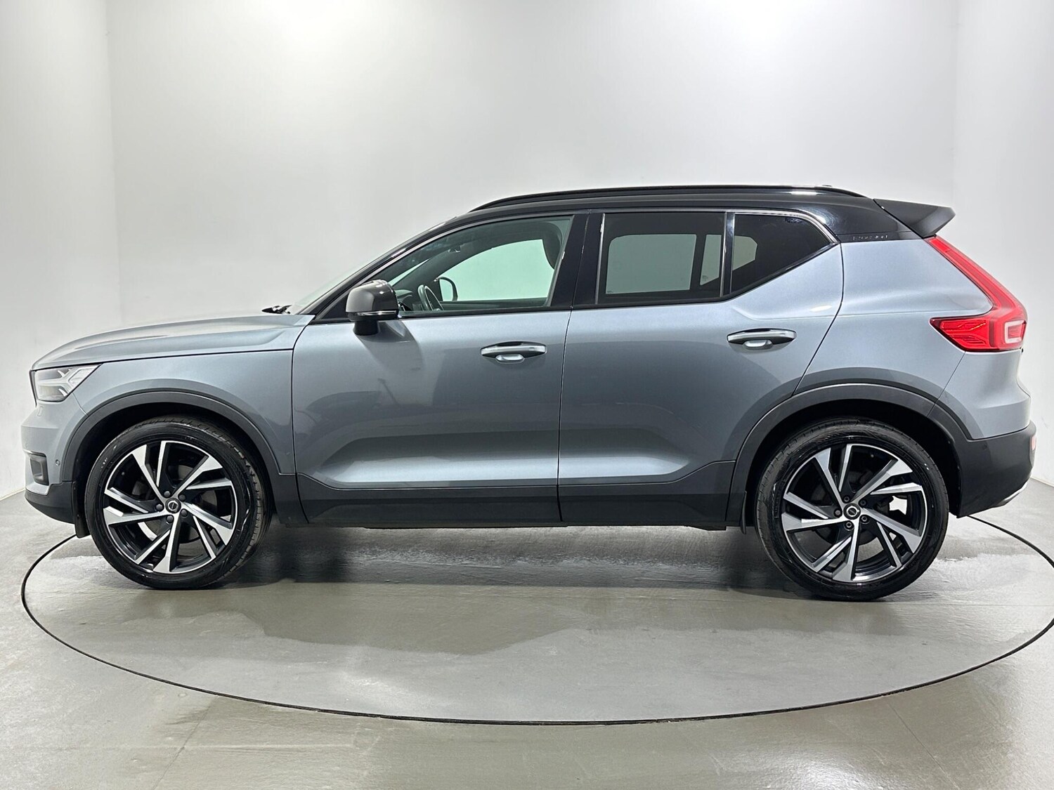 Used Volvo XC40 2018 for sale - 77993376: Photo 5