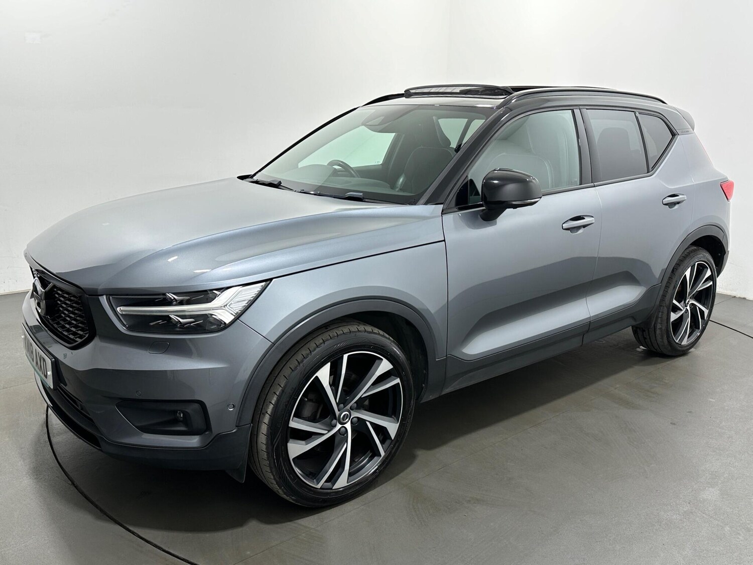 Used Volvo XC40 2018 for sale - 77993376: Photo 57