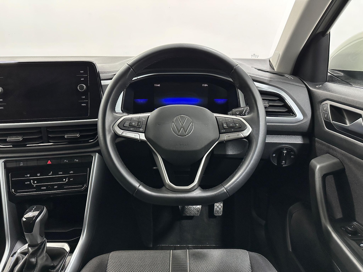 Used Volkswagen T-Roc 2022 for sale - 77633322: Photo 13