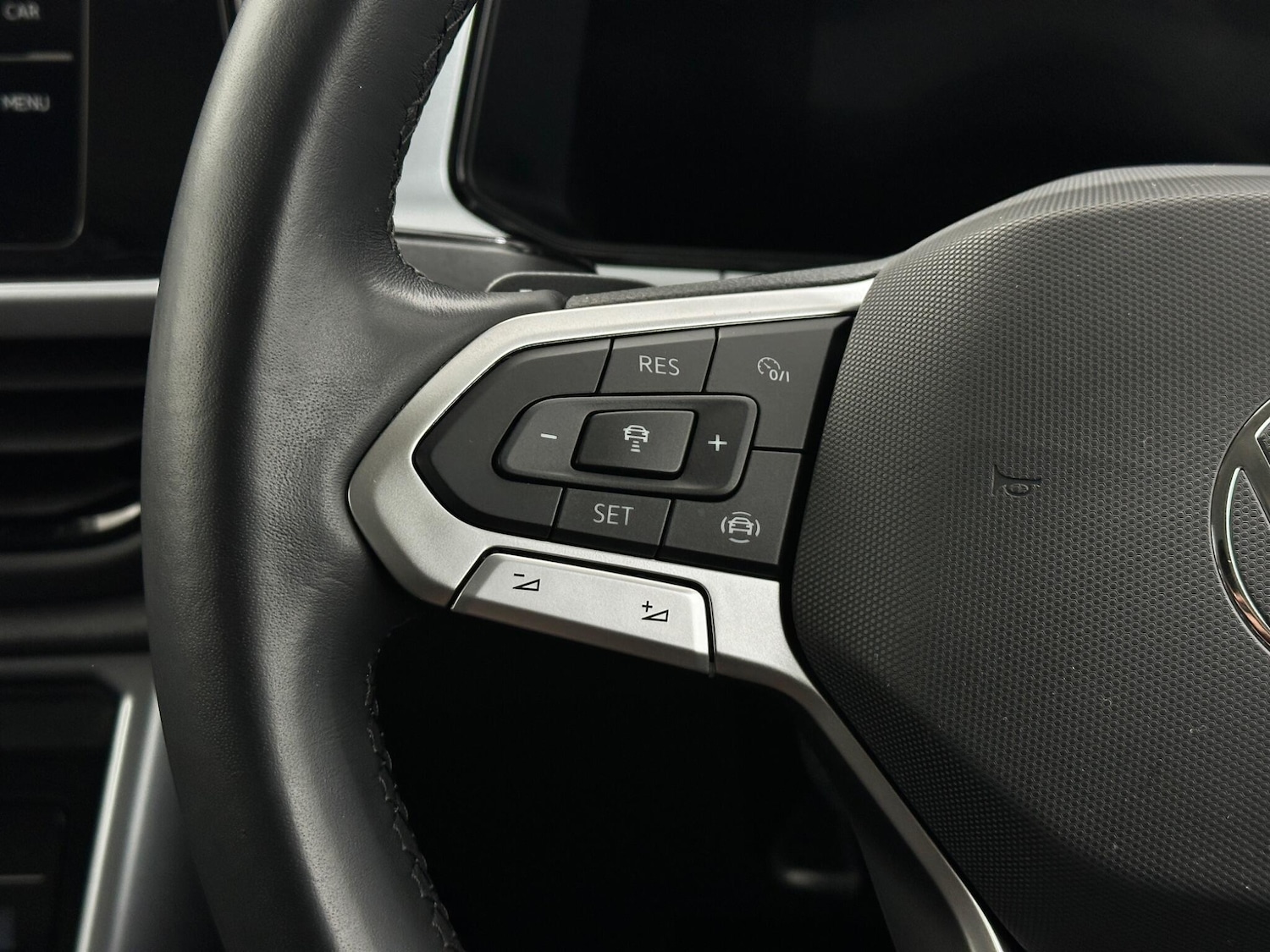 Used Volkswagen T-Roc 2022 for sale - 77633322: Photo 15