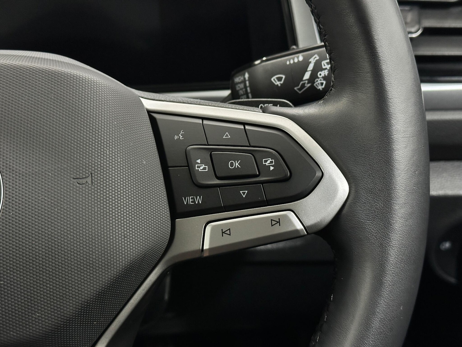 Used Volkswagen T-Roc 2022 for sale - 77633322: Photo 16