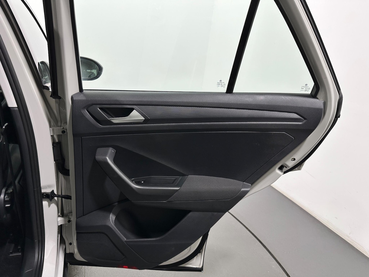 Used Volkswagen T-Roc 2022 for sale - 77633322: Photo 44