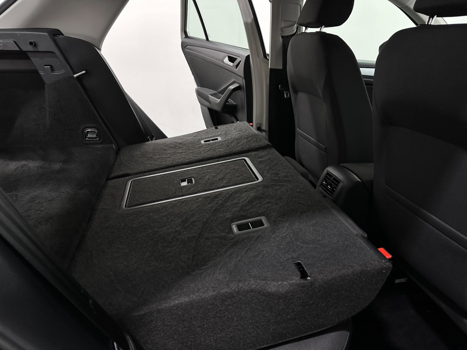 Used Volkswagen T-Roc 2022 for sale - 77633322: Photo 47