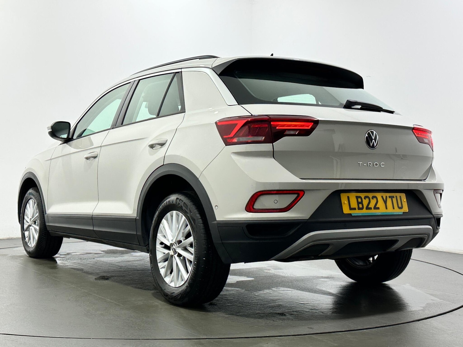 Used Volkswagen T-Roc 2022 for sale - 77633322: Photo 50