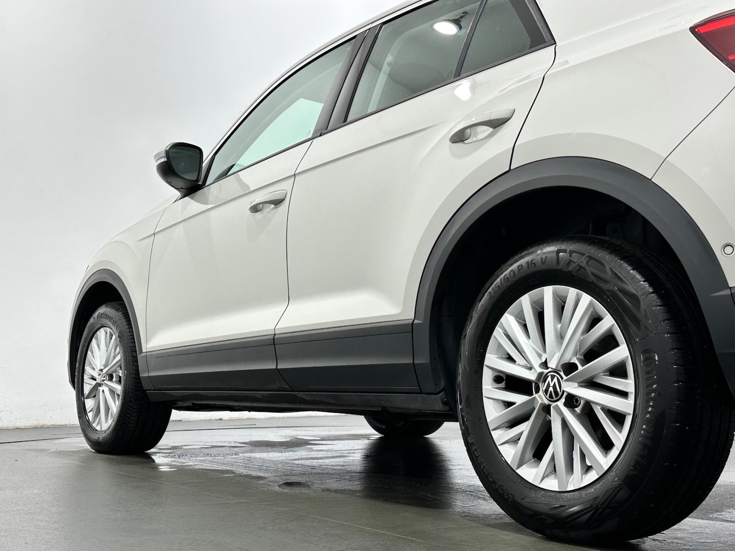Used Volkswagen T-Roc 2022 for sale - 77633322: Photo 51