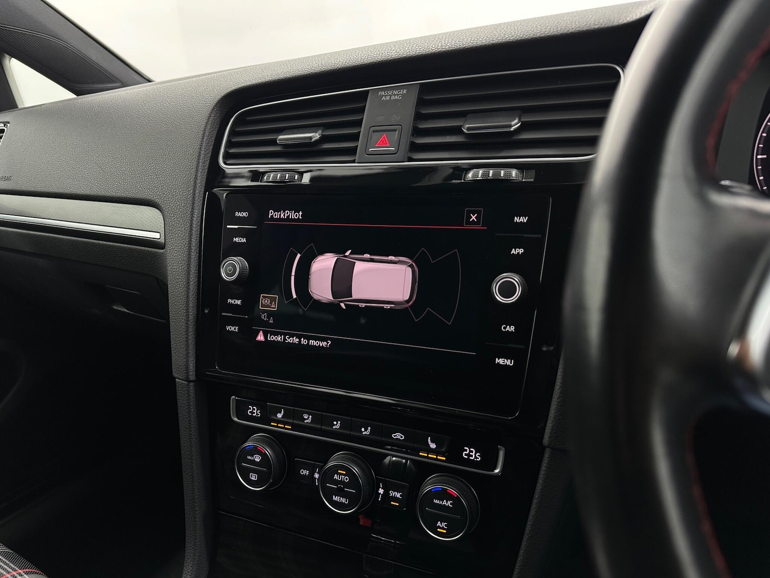 Used Volkswagen Golf for sale - 77994421: Photo 24