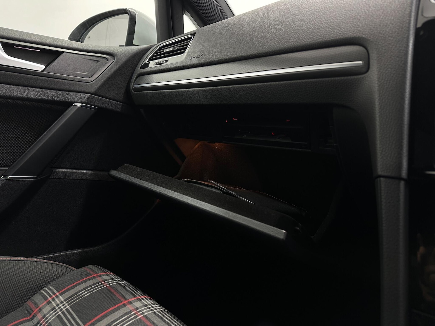 Used Volkswagen Golf for sale - 77994421: Photo 29