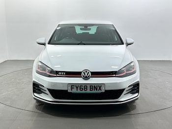 Used Volkswagen Golf 2018 for sale - 77994421: Photo