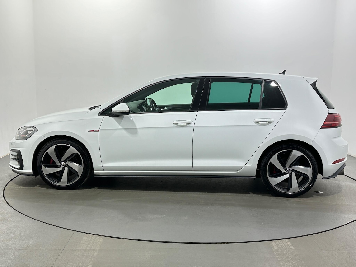 Used Volkswagen Golf for sale - 77994421: Photo 5