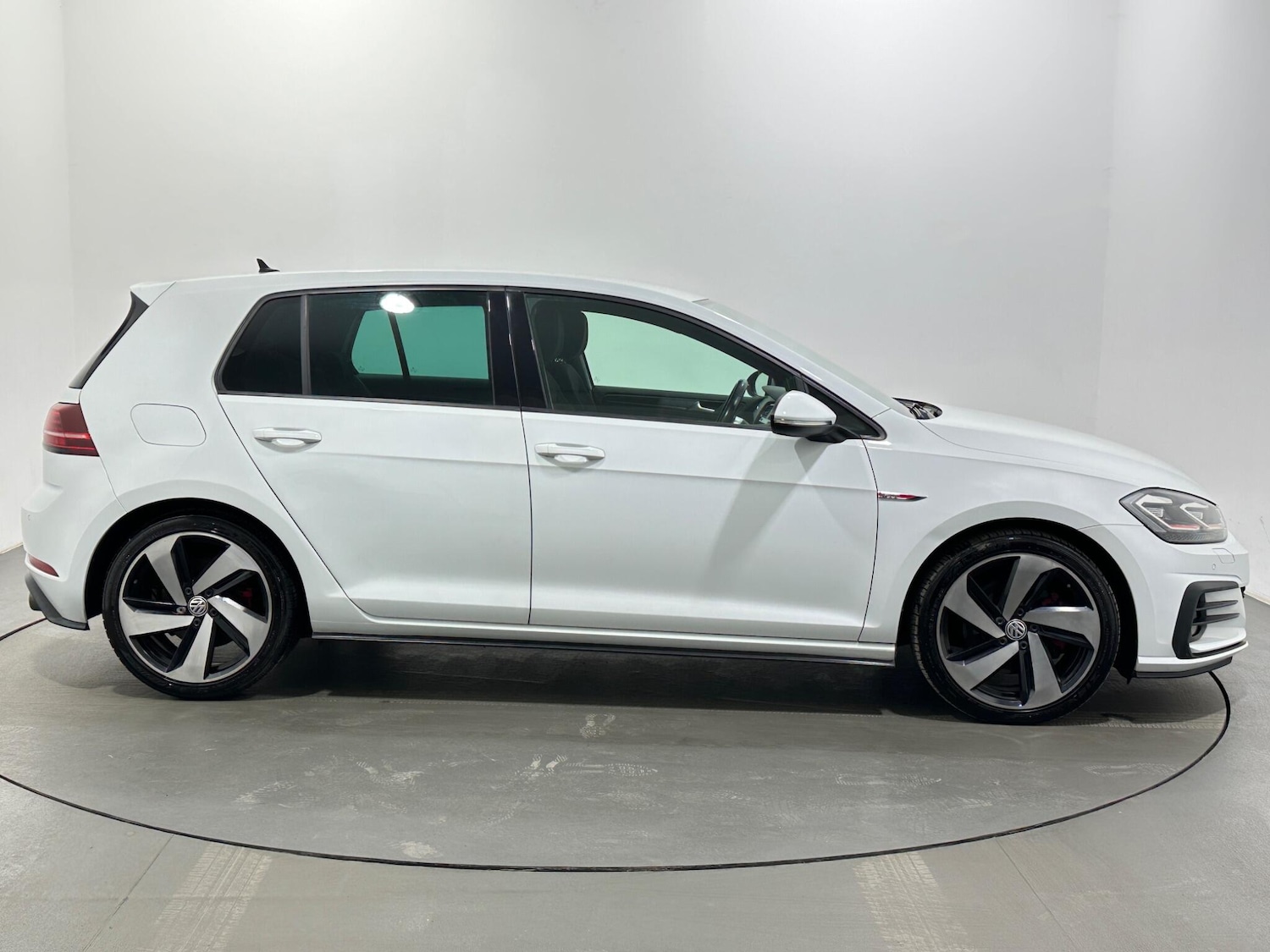 Used Volkswagen Golf for sale - 77994421: Photo 9