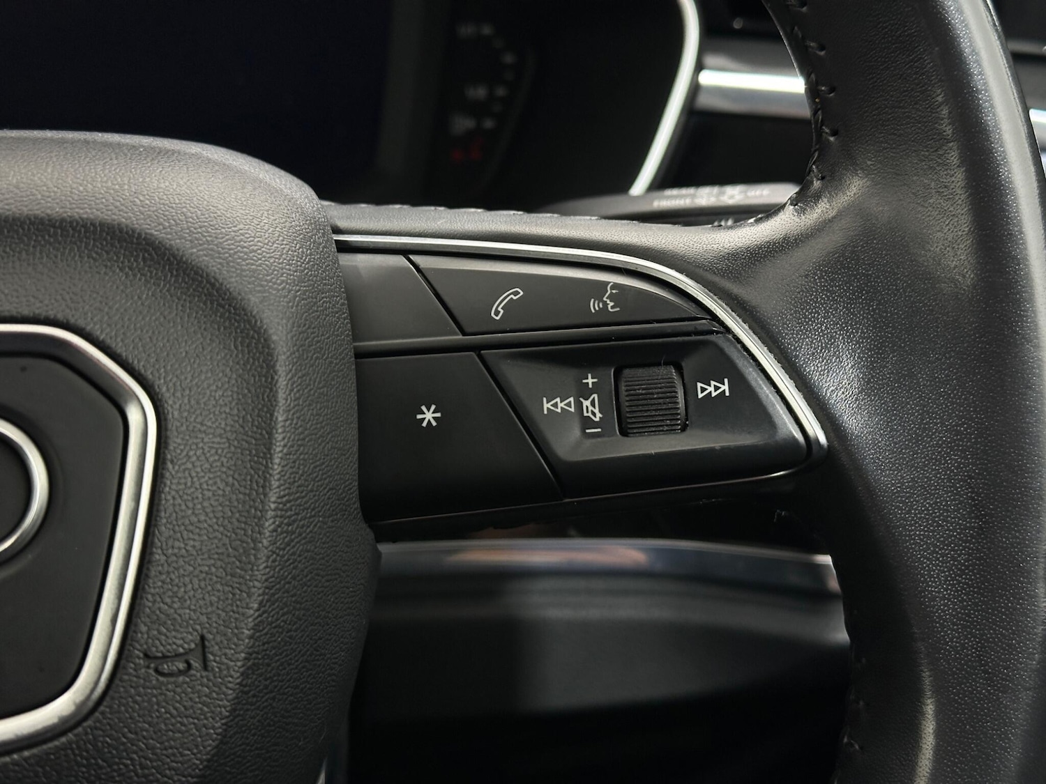 Used Audi Q3 2019 for sale - 78203920: Photo 16