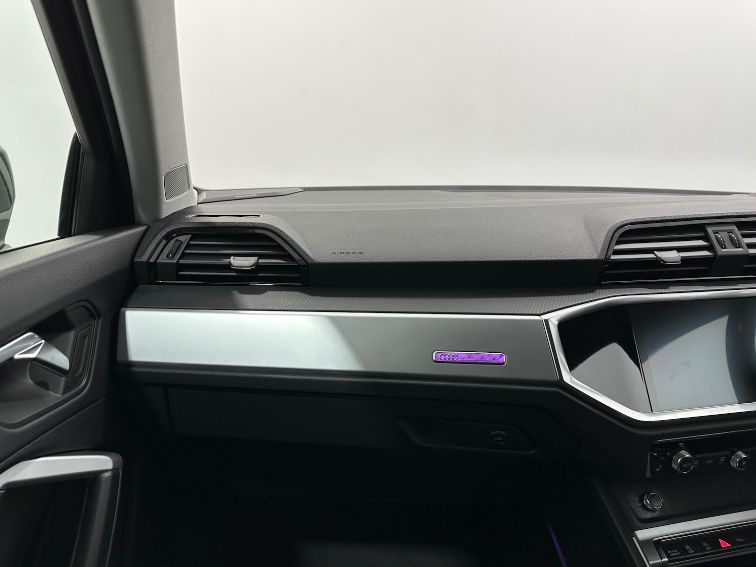 Used Audi Q3 2019 for sale - 78203920: Photo 29