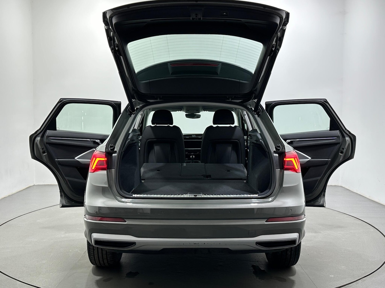 Used Audi Q3 2019 for sale - 78203920: Photo 44