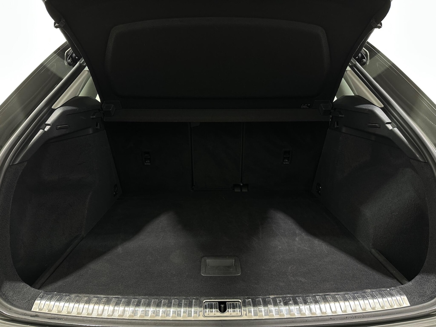 Used Audi Q3 2019 for sale - 78203920: Photo 47