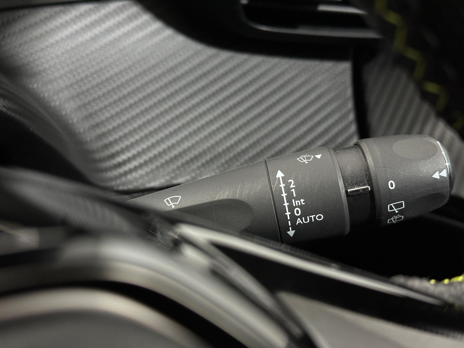 Used Peugeot 2008 2020 for sale - 76878524: Photo 16