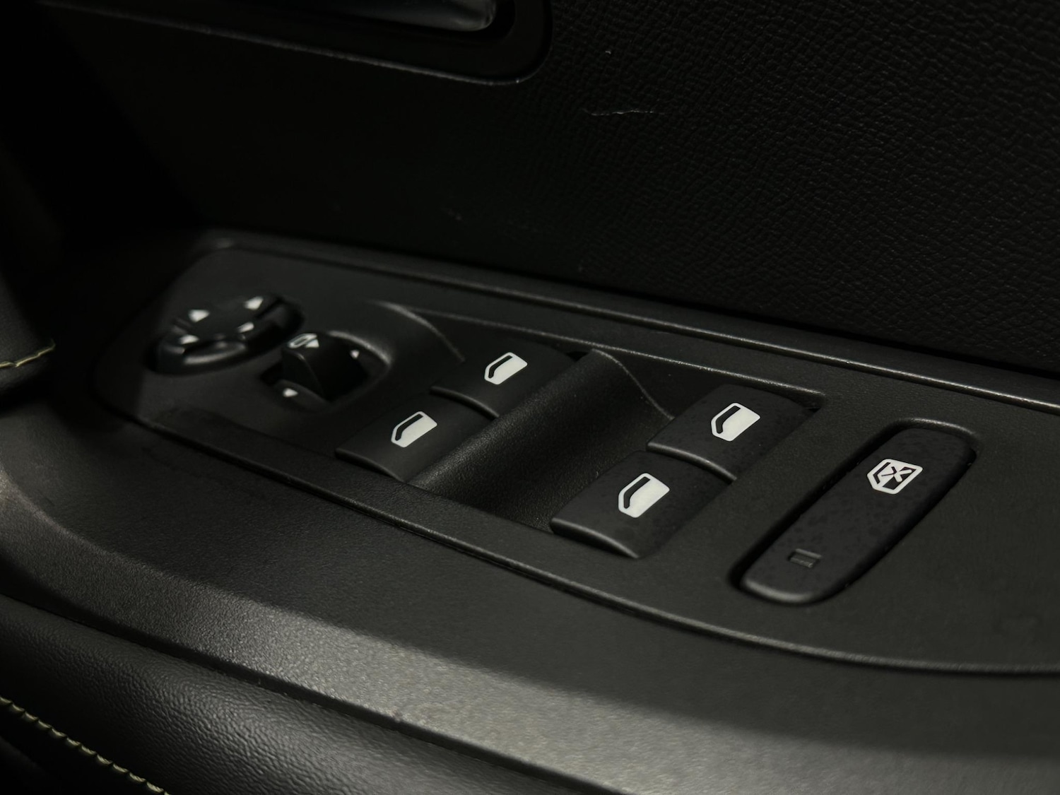 Used Peugeot 2008 2020 for sale - 76878524: Photo 18