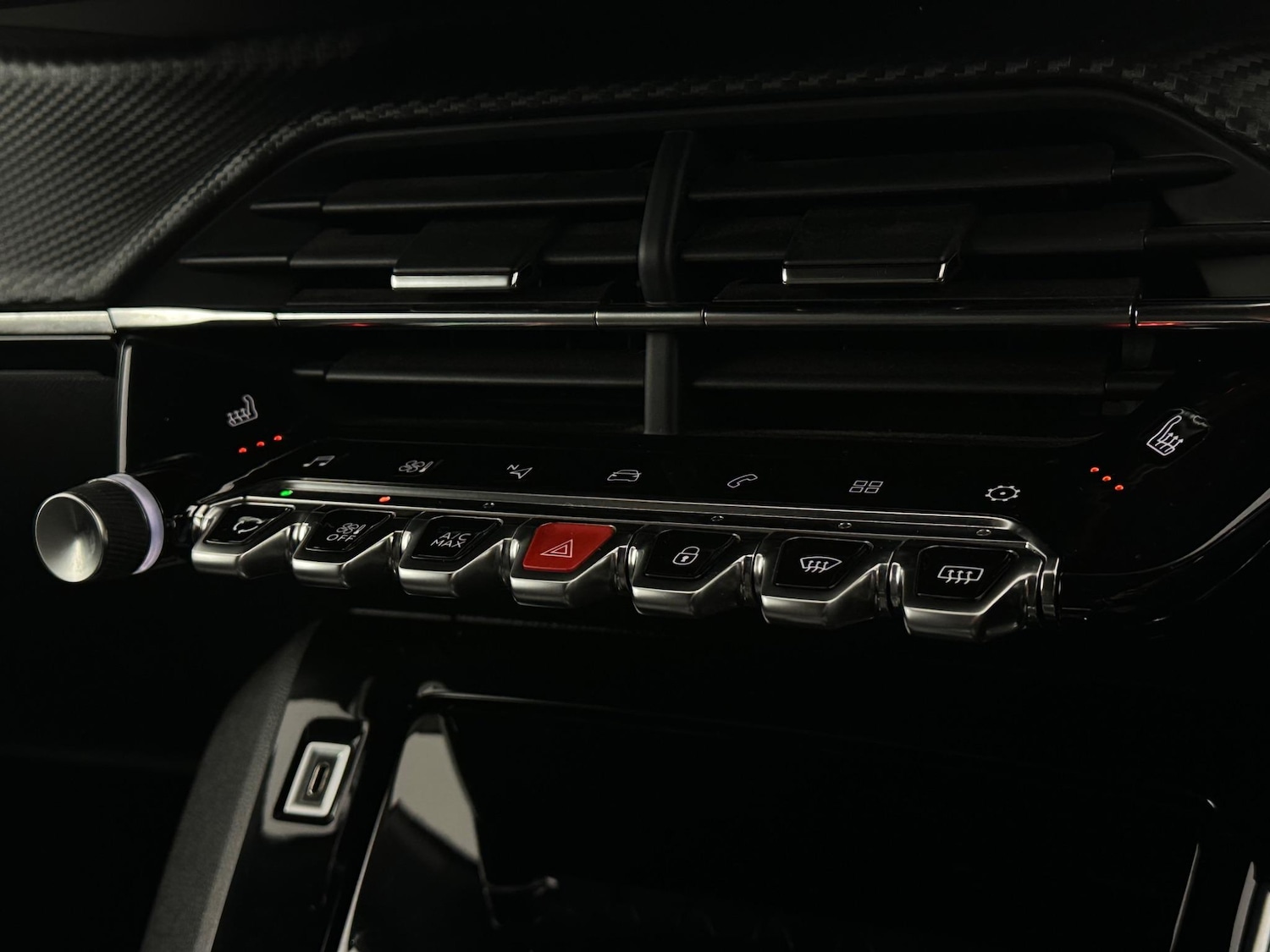 Used Peugeot 2008 2020 for sale - 76878524: Photo 21