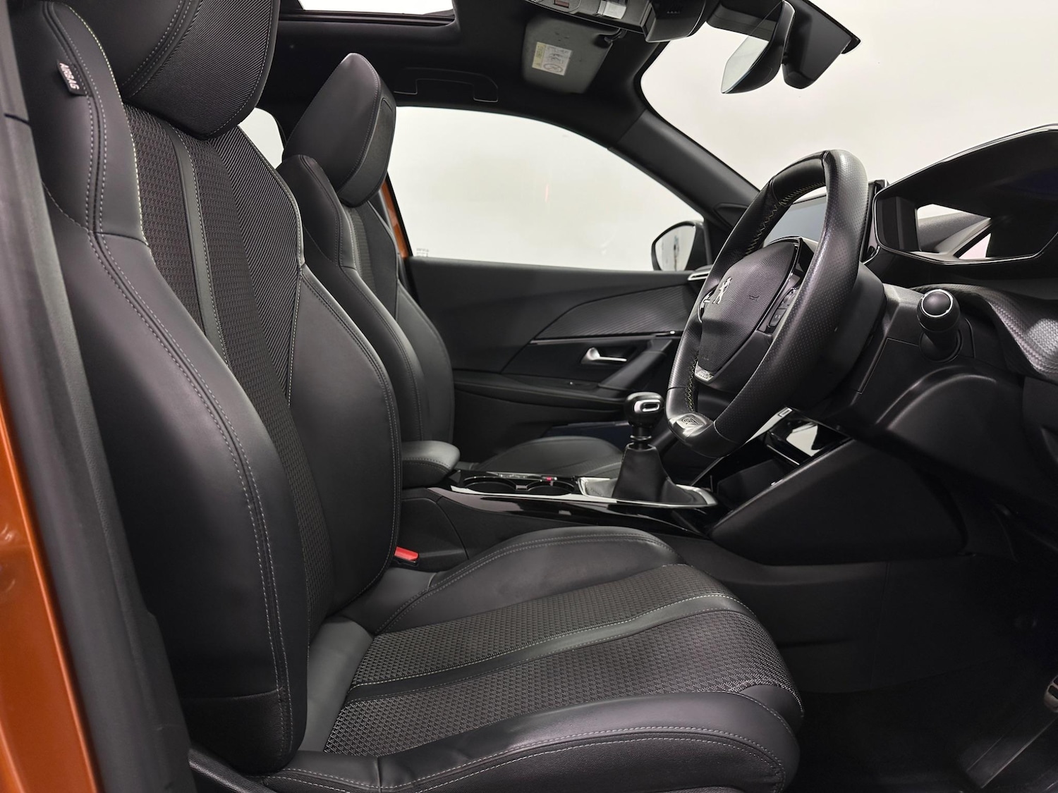 Used Peugeot 2008 2020 for sale - 76878524: Photo 32