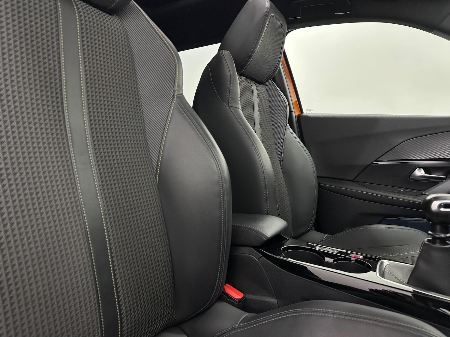 Used Peugeot 2008 2020 for sale - 76878524: Photo 33